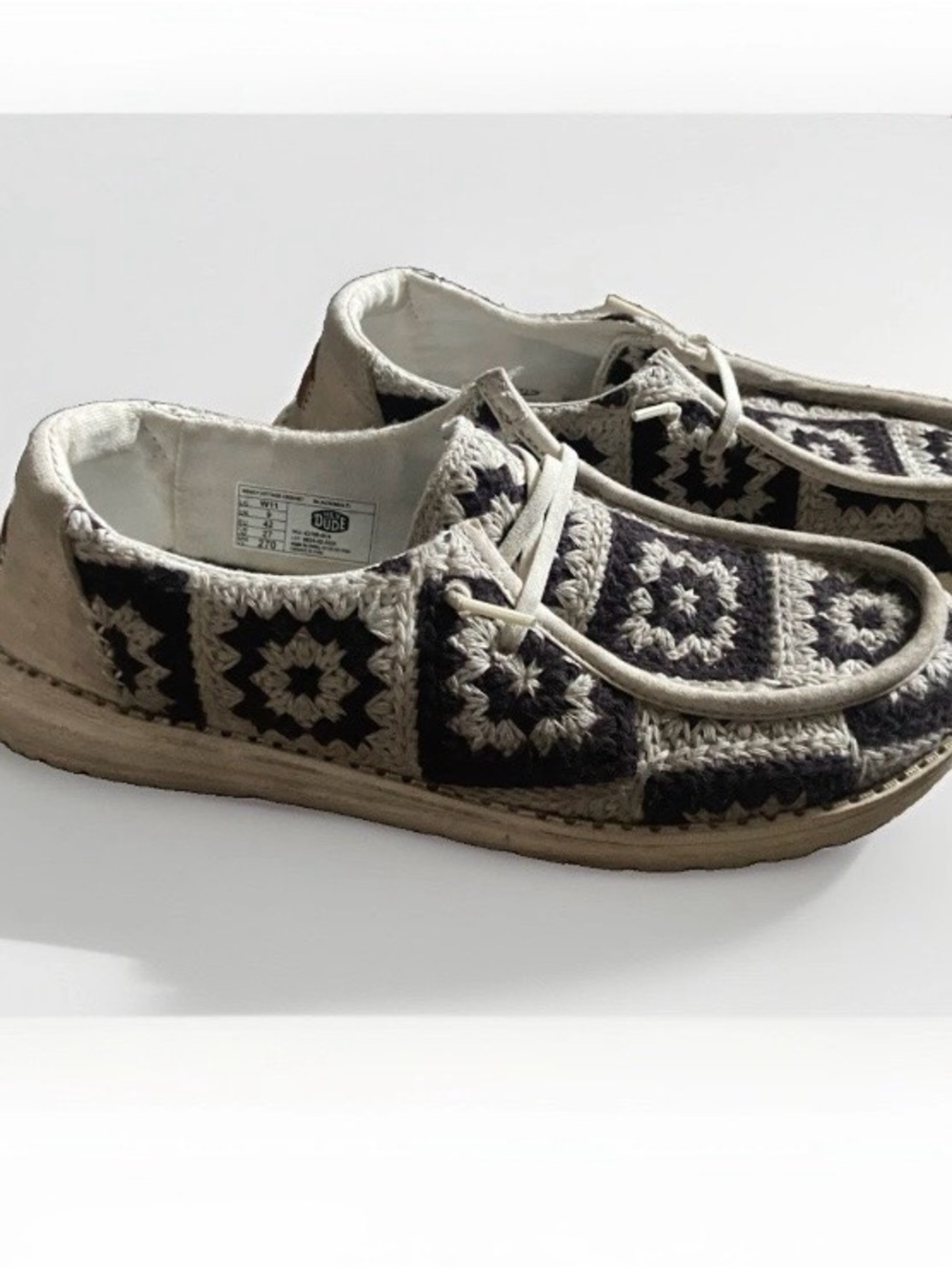 Hey Dude Wendy Cottage Crochet Black Multi Slip-On Shoes Sneakers Women’s 11